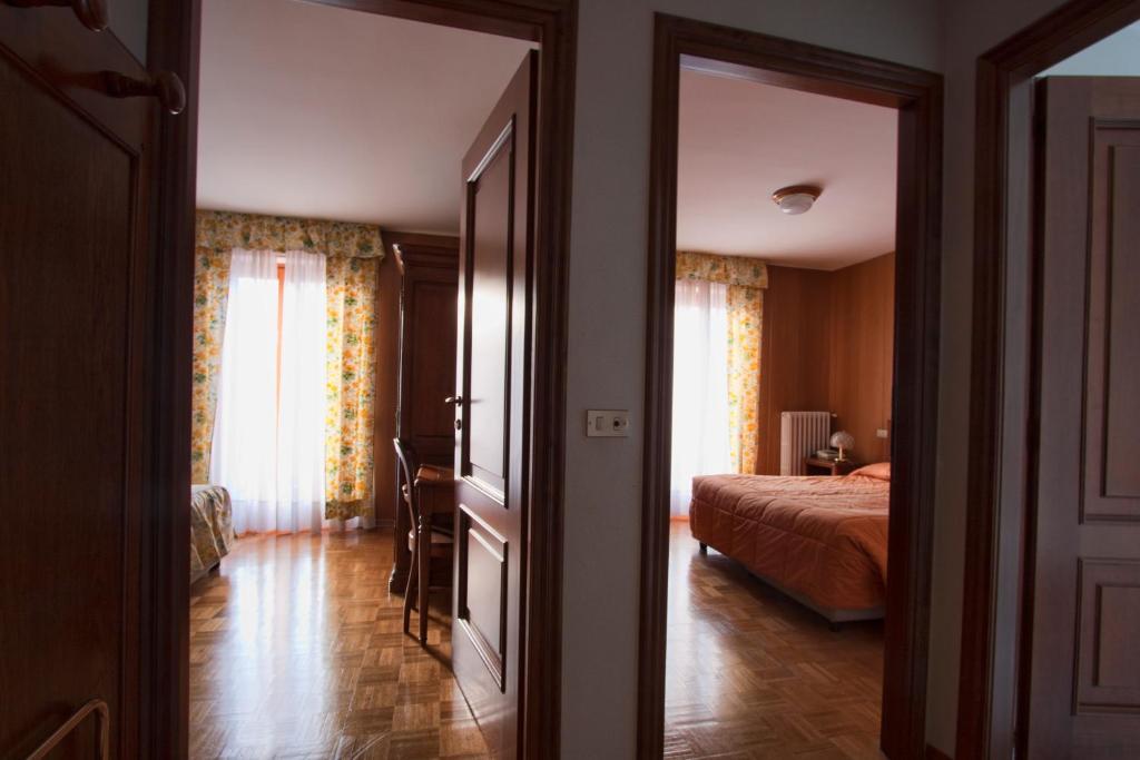 Hotel Panoramique Torgnon Rum bild